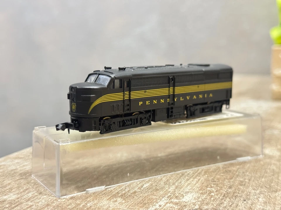 Mehano motrice Diesel Pennsylvania scala N - Imagen 1 de 1