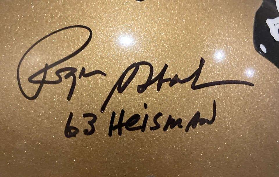 Casco Jolly Roger de tamaño completo firmado por Roger Staubach certificado TriStar 7002584 de la corte Foto 1 de 4