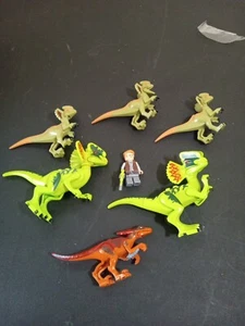 Lego Jurassic World Dilophosaurus Family Plus Extras Free Shipping - Picture 1 of 23