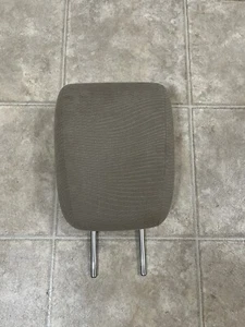 Honda Odyssey 2011-2013 OEM tercera fila asiento trasero reposacabezas tela beige Siena - Imagen 1 de 6