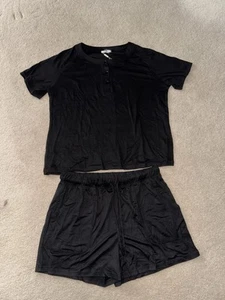 Ekouaer Woman’s Two Piece Shorts/Shirt Pajama Set Solid Black Sz L - NWT - Picture 1 of 7