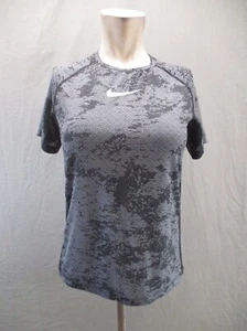 NIKE DRI-FIT Size L Boys Gray Crew Neck Short Sleeve Slim Athletic T-Shirt 499 - Picture 1 of 10