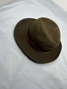 Pierre Cardin Vintage Olivgrün Filzhut Made In France Militärstil Band - Bild 1 von 12