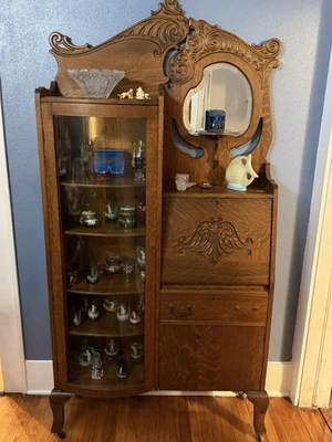 Antiguo espejo de escritorio de secretaria de roble tallado y biselado  Foto 1 de 4