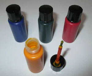 [1 l = 412,50 €] Glühlampenfarbe, Tauchlack je 10ml grün-gelb-blau-rot   NEU - Bild 1 von 3
