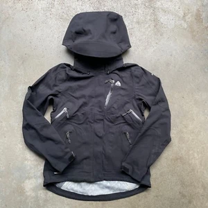 Nike ACG Women's Parka Rain Coat Hooded Multi-Pocket Size X-Small Gore-Tex - Picture 1 of 6