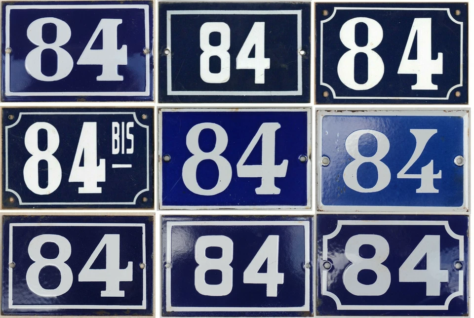 Antiga casa francesa azul número 84 porta portão parede cerca placa placa placa - Imagem 1 de 1
