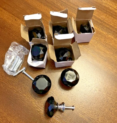 Juego de 8 perillas hexagonales de vidrio negro para cajón de puerta Foto 1 de 4