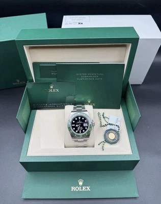 Rolex Submariner "Starbucks" 2025 verde 41 mm 126610LV negro completo sin usar Foto 1 de 2