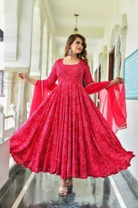 Vestido Reyon Paquistaní Estampado Rojo Anarkali Kurta con Pantalón Dupatta - Imagen 1 de 7