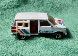 1/64 Scale 1984 Dodge Caravan Diecast Minivan (w/ sliding door) Matchbox MB862 - Picture 1 of 7