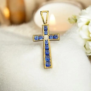 2,05 Karat Runder Brillant Diamant Blauer Saphir Unisex Kreuz Anhänger 18K Gold - Bild 1 von 11