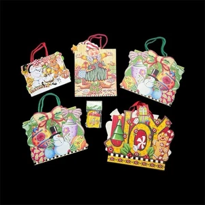 Maria Engelbreit Weihnachtstüten (5) und Geschenkanhänger Schneemann Freude Feiertage Strumpf - Bild 1 von 19