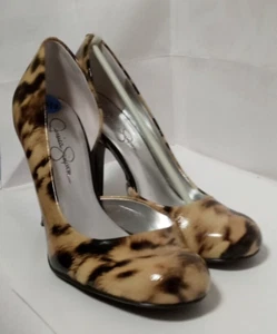 Jessica Simpson Leopard Print Heals size 7.5 rounded toe - Picture 1 of 9
