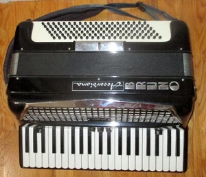 Excelsior Accordiana Model 507 Accordion - Picture 1 of 13