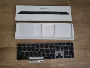 Apple Magic Keyboard with Numeric Keypad Bluetooth Wireless - Space Bar Issue - Picture 1 of 6