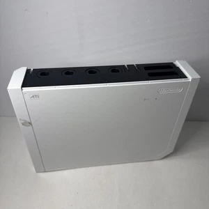 Nintendo Wii RVL-001 Bianca PER RICAMBI/RIPARAZIONE - Non Legge Disco - Spedizione Gratuita! - Foto 1 di 6