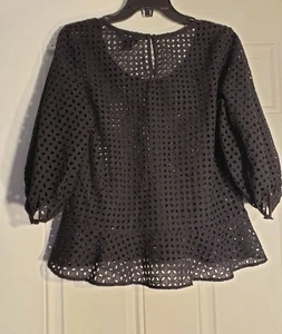 CLUB MONACO BLACK LACE TOP SIZE M 3/4 SLEEVE CUTE AND COMFY - Picture 1 of 7