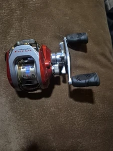 Team Daiwa Fuego Angelrolle. Mit Box. - Bild 1 von 6