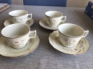 ROYAL DOULTON LAMBETHWARE CUPS & SAUCERS X 4 - NORFOLK PATTERN - Picture 1 of 6