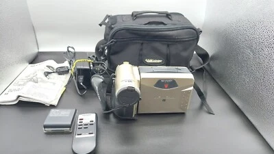 Sharp Camcoder VL-A10U/8mmView Cam  Cracked Lens For Parts Only . - Image 1 of 4