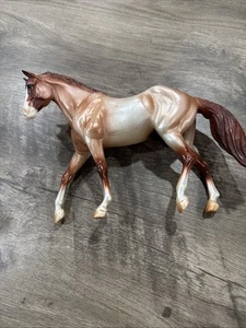 Retired Classic Breyer #62115 Liam 2015 Horse of the Year Stock Red Roan Gelding - Picture 1 of 9
