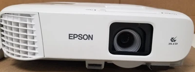 Epson PowerLite 980W 374 HOURS W/ POWERCORD AND REMOTE - Image 1 of 4
