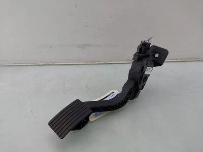 PEDAL Mitsubishi Space Star (A0) Hatchback 1.2 12V (3A92) 2024 1600A093 Foto 1 de 4