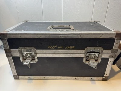 K5600 Joker Bug 400w 400 Watt HMI Par Kit with Ballast, Barn Door, Lenses - Image 1 of 4