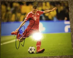 BASTIAN SCHWEINSTEIGER GERMANY WORLD CUP SOCCER SIGNED AUTOGRAPH 8x10 PHOTO B - Picture 1 of 1