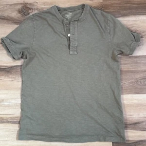 J Crew T Shirt Mens Small Henley Slub Cotton Yarns Olive Green Garment Dyed - Picture 1 of 6