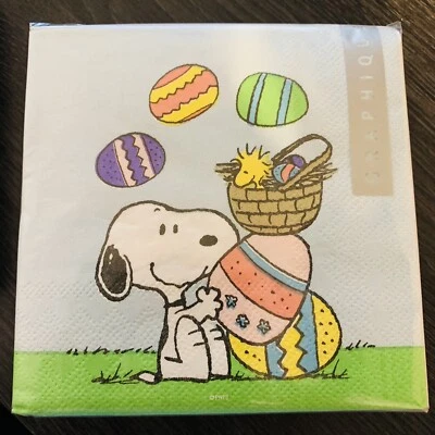 Nuevos huevos de Pascua Snoopy Woodstock en cesta flores bebidas servilletas de papel 40 quilates Foto 1 de 3