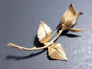Giovanni Rose Anstecknadel Brosche goldfarben 3 Zoll lang 3 und 1/2 Zoll breit - Bild 1 von 5