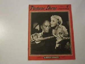 July 26th 1958, PICTURE SHOW, Yul Brynner, Maria Schell, Kay Kendall, John Loder - Picture 1 of 13