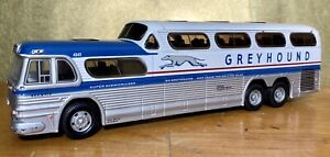 Corgi GM Greyhound Scenicruiser Bus #4343 Philadelphia PA 1:50 Diecast