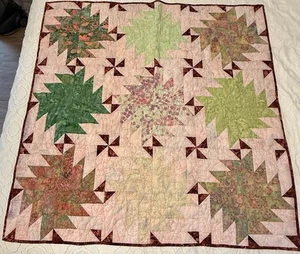 Schöne Sternendecke Handarbeit zusammengesetzt bunt interessantes Sterne Design 44” x 45” - Bild 1 von 9