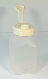 Rubbermaid 0229 Servin Saver 1 pinta botella de jugo recipiente para bebidas tapa de almendras usado en excelente estado - Imagen 1 de 6