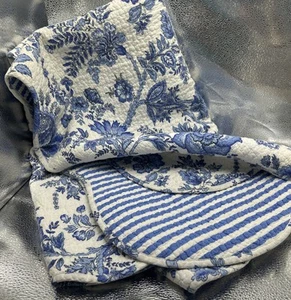 Cozy Line Royal Blue Floral Toile Garden Cotton Lap Quilt Throw 58”x50” - Picture 1 of 6
