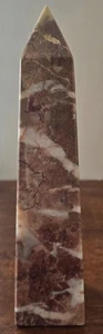 Italienischer Obelisk aus rosa und weißem Marmor - Bild 1 von 9