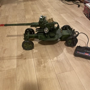 Radio-Controlled Tank Olive Green - Picture 1 of 6