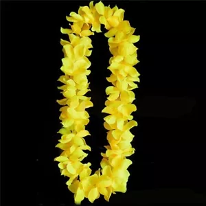 Yellow Hawaiian Flowered Party Lei - Picture 1 of 1