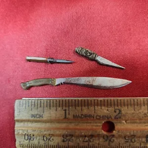 NECA - The Last of Us Part II - Switchblade & 2 Knifes - Loose - Picture 1 of 7