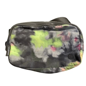 Borsa cintura Lululemon Everywhere OS Hyper Dye Rover multicolore festival mani libere - Foto 1 di 6