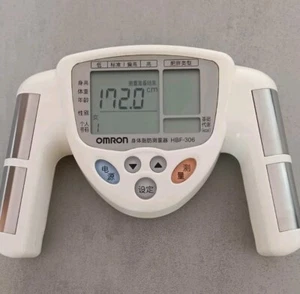 Idioma CHINO. Medidor De Grasa Corporal OMRON HBF-306 - Imagen 1 de 4