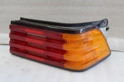 Mercedes 500SL 1993 luz trasera lado pasajero derecho Foto 1 de 4