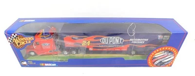 2001 Winner's Circle Jeff Gordon #24 Dupont 1/64 Trailer Rig - Immagine 1 di 2