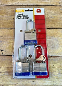 LONG SHACKLE PADLOCKS TRACTOR SUPPLY COMPANY 3 PACK 6 KEYS 2411214 ⭐️NEW⭐️ - Picture 1 of 8