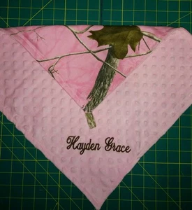 New Pink Realtree security blanket 14x14 personalized - Picture 1 of 2
