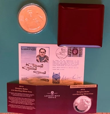 2010 DOUGLAS BADER £10 STERLING SILVER COIN & SIGNED OWN COVER.  - Image 1 of 4
