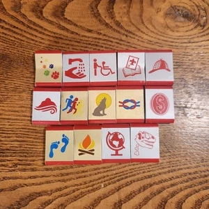 Lote de 14 insignias de logro de premio al mérito de metal con bucle de cinturón Boy Scout - Imagen 1 de 2